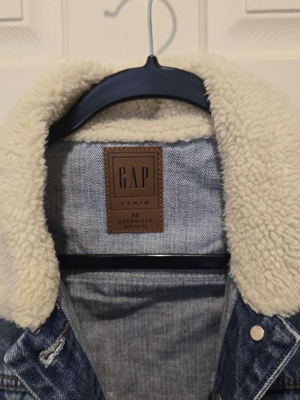 Gap Denim Sherpa Collar Jean Jacket Womens XS Oversized Light Wash Trucker - Picture 4 of 6